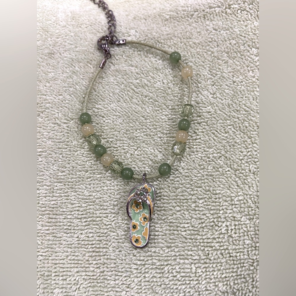 Green floral flip flop bracelet